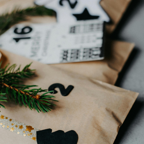 24 days of Les Tomes