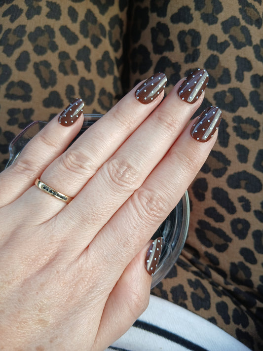 Cocoa Glaze | Chocolate Polka Dot Press-On Nails