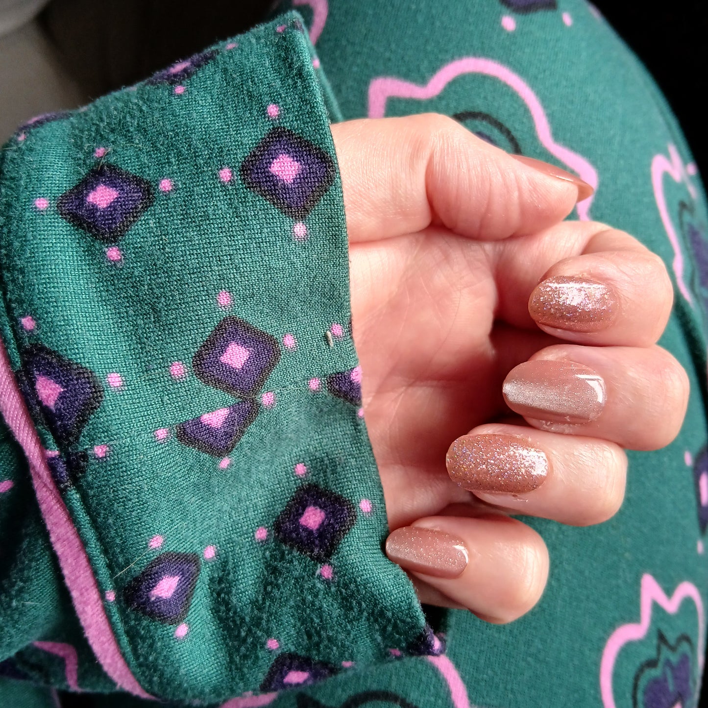 Rosé Champagne | Pink Glitter & Pearlescent Press-On Nails