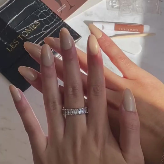 Press on Nails - Oh Neutral